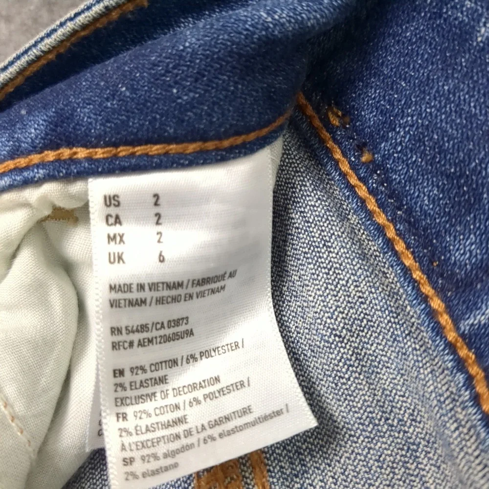American Eagle Super‎ Stretch X Denim Mini Skirt Blue Distressed Raw Hem Size 2